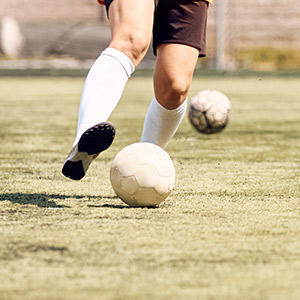 ケガの診断・リハビリ・予防をスポーツ医がサポート